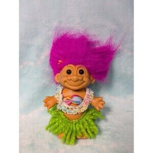 Vintage Russ Troll Doll – Hula Girl – Grass Skirt & Bikini – Pink Hair – #18416